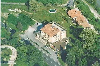 **  Hotel Olivi Saló Italia