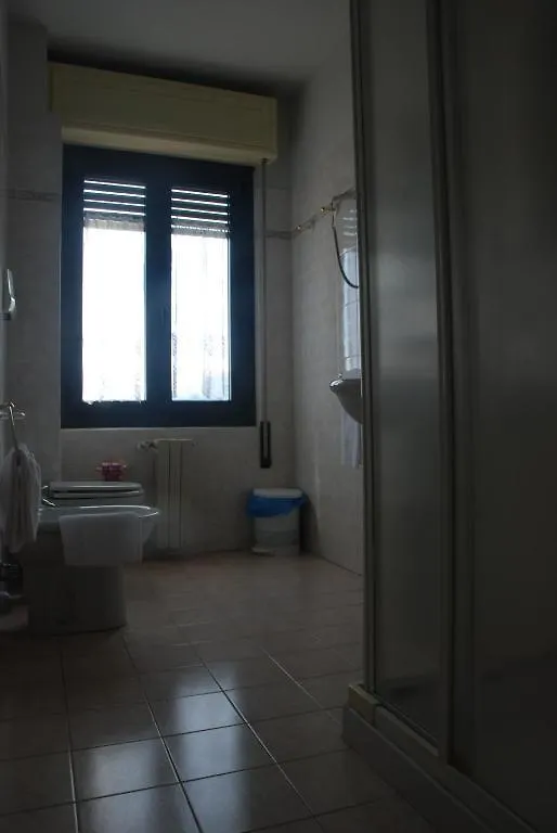 Hotel Olivi Saló 2*,